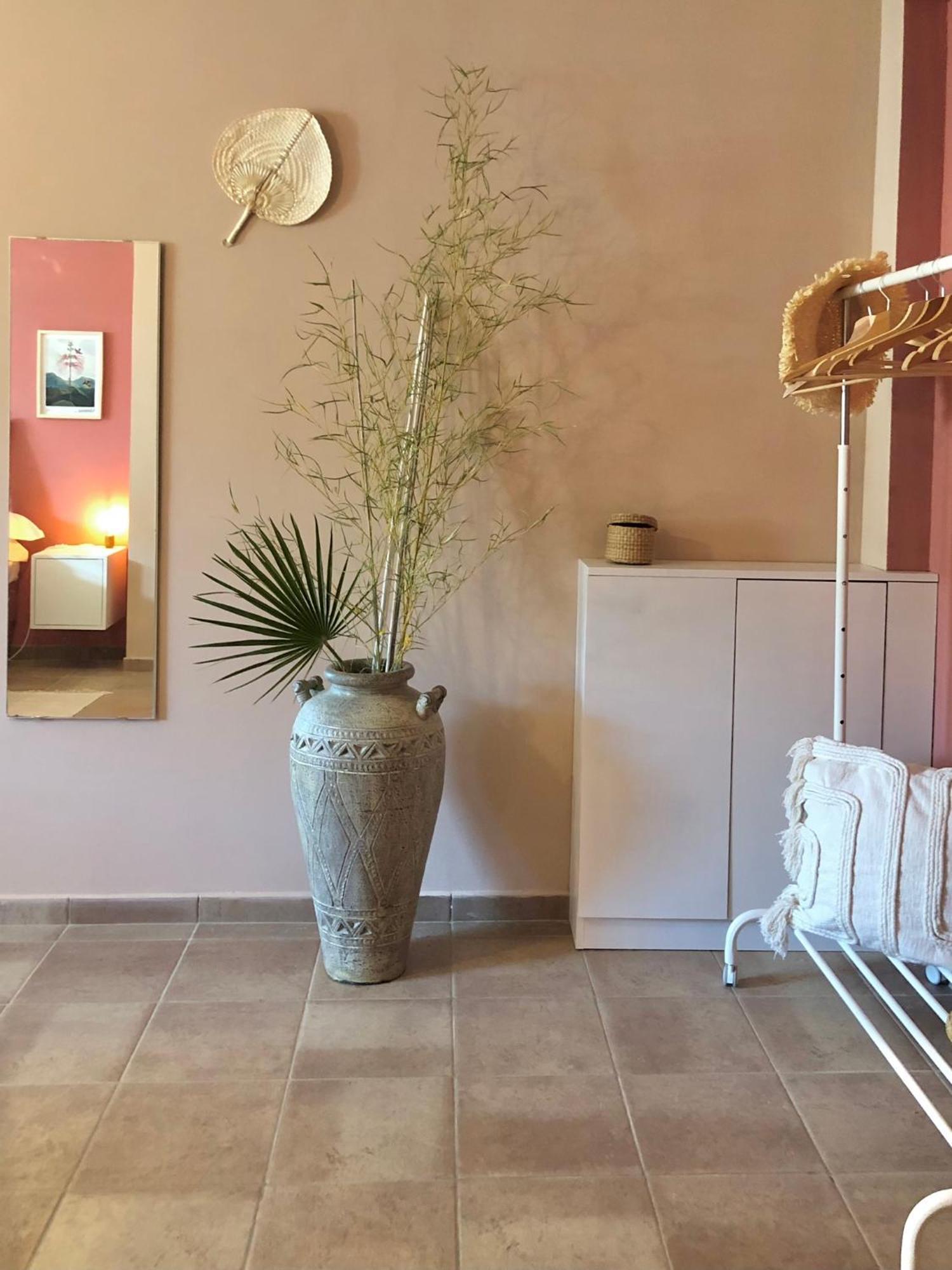 Blue Apricot Apartment Con Jacuzzi Montesilvano Marina Екстериор снимка